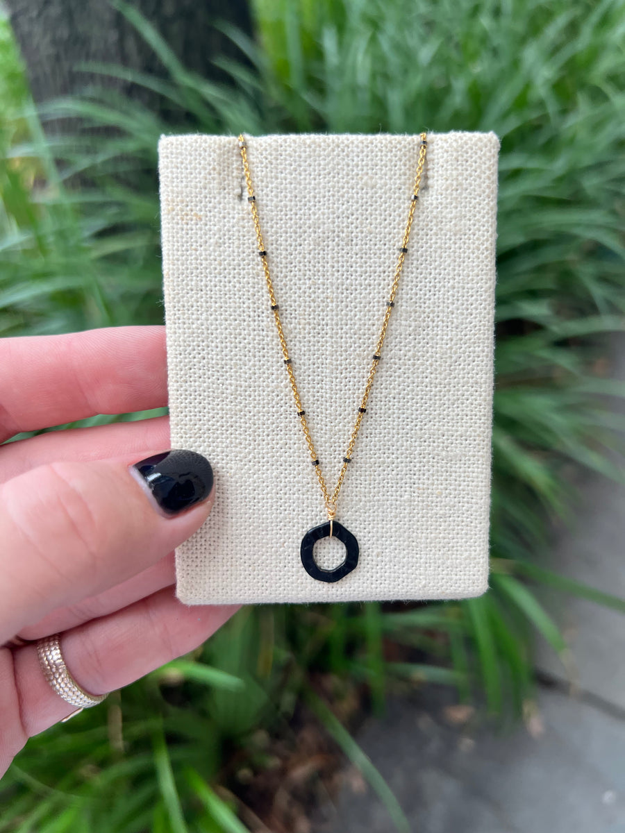 Black circle deals necklace